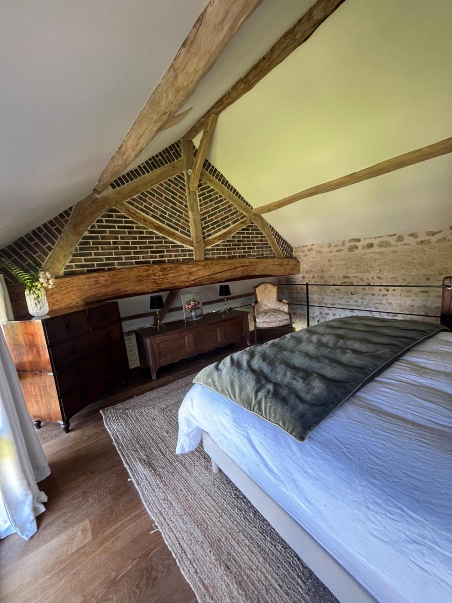 Le Clos Des Songes Blaru Exteriör bild